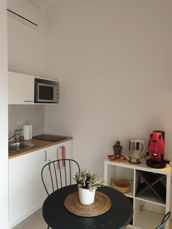 Oasi Al Centro Con Parcheggio Bed & Breakfast Salerno Dış mekan fotoğraf