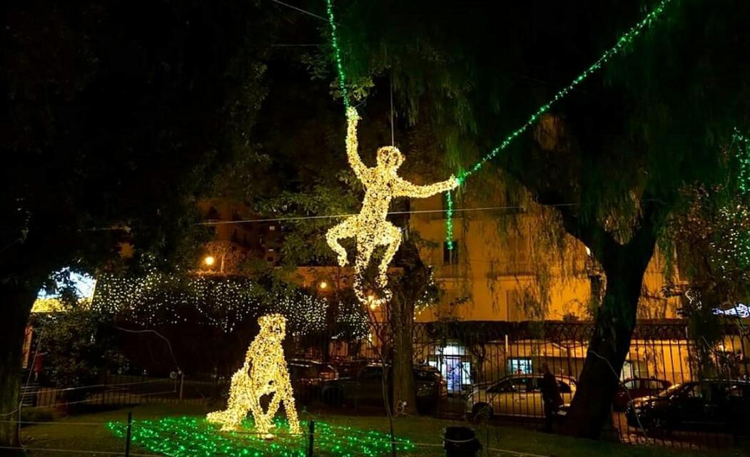 Oasi Al Centro Con Parcheggio Bed & Breakfast Salerno Dış mekan fotoğraf