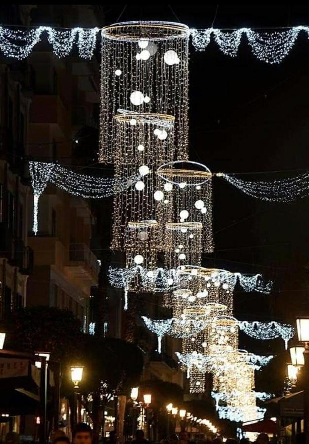 Oasi Al Centro Con Parcheggio Bed & Breakfast Salerno Dış mekan fotoğraf