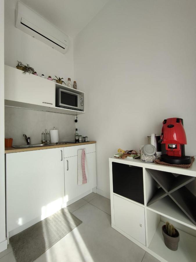Oasi Al Centro Con Parcheggio Bed & Breakfast Salerno Dış mekan fotoğraf